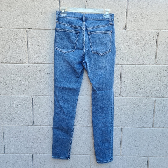 Madewell | 10" High-Rise Roadtripper Authentic Jeans in Vinton Wash Size 25 - Picture 7 of 11
